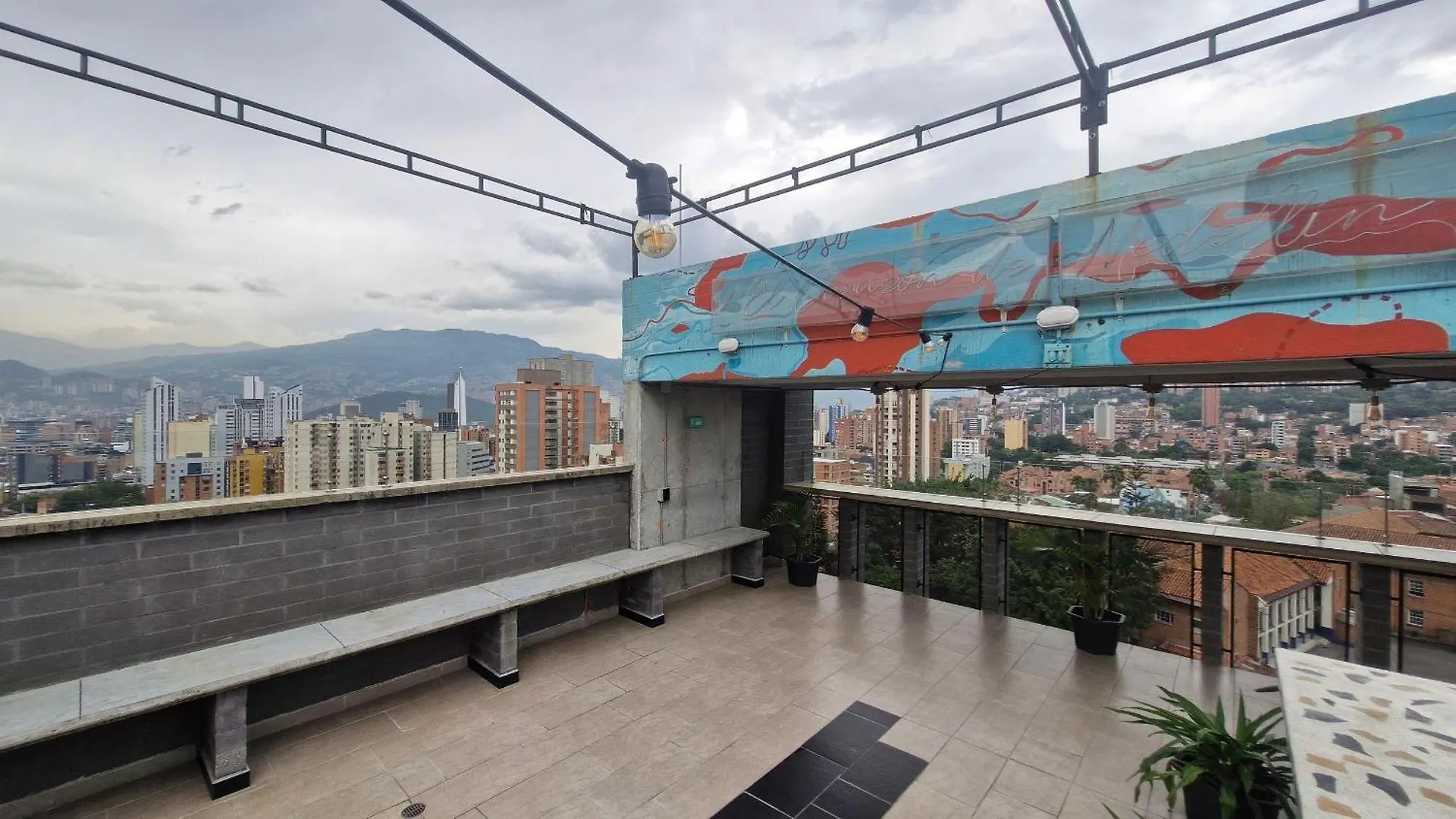 Inverso Coliving 메딜린 아파트